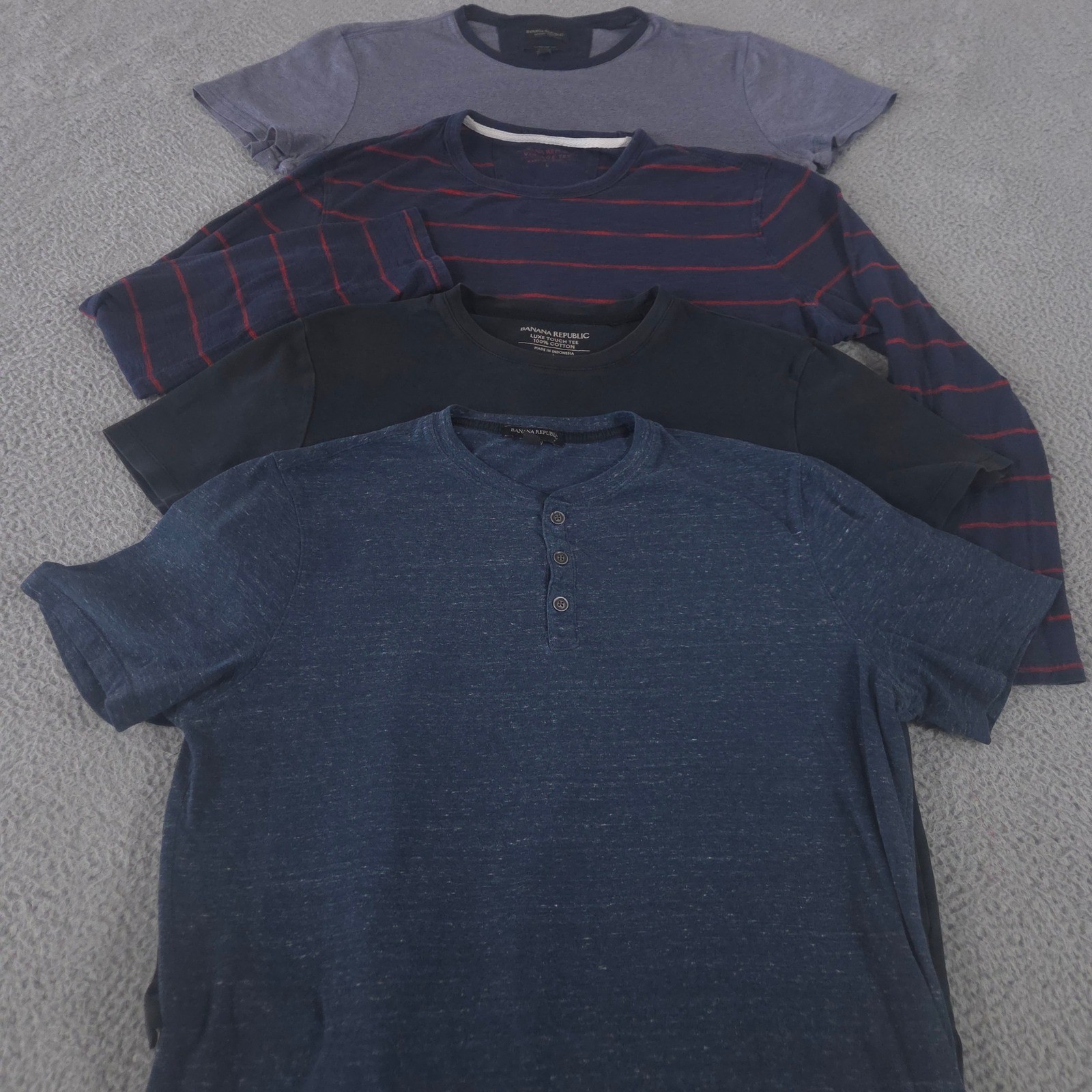 LOT OF 4 Banana Republic Shirt Mens L Blue Luxe Touch Performance Tee Cotton