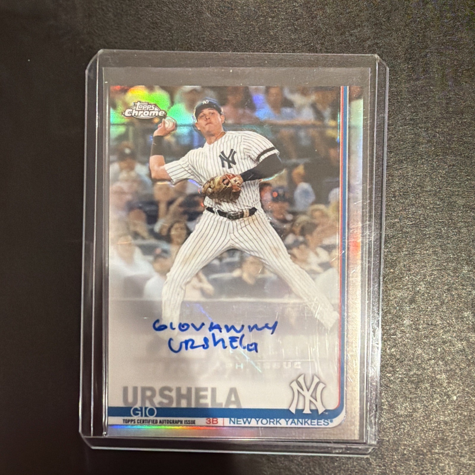 Topps Chrome 2019 Gio Urshela Autograph Chrome #CUA-GU New York Yankees🔥🔥🔥🔥