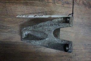 Audi A8 D3 3.0 TDI Quattro 171 kW RECHTS MOTORHALTERUNG 4E0199308BG