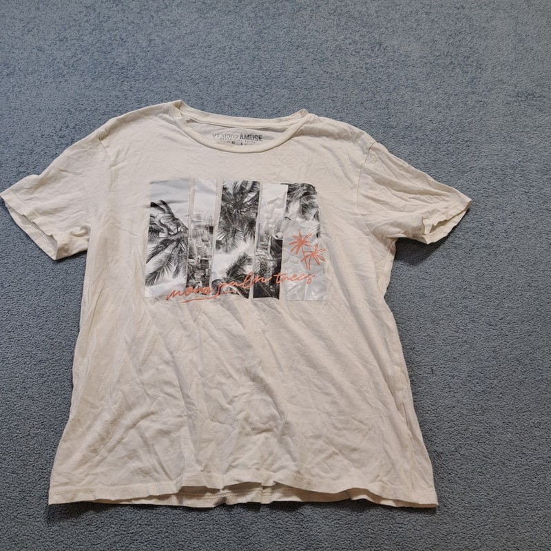 Amuse Society T-Shirt Womens Size XS Beige Graphic Print Short Sleeve Crew Neck