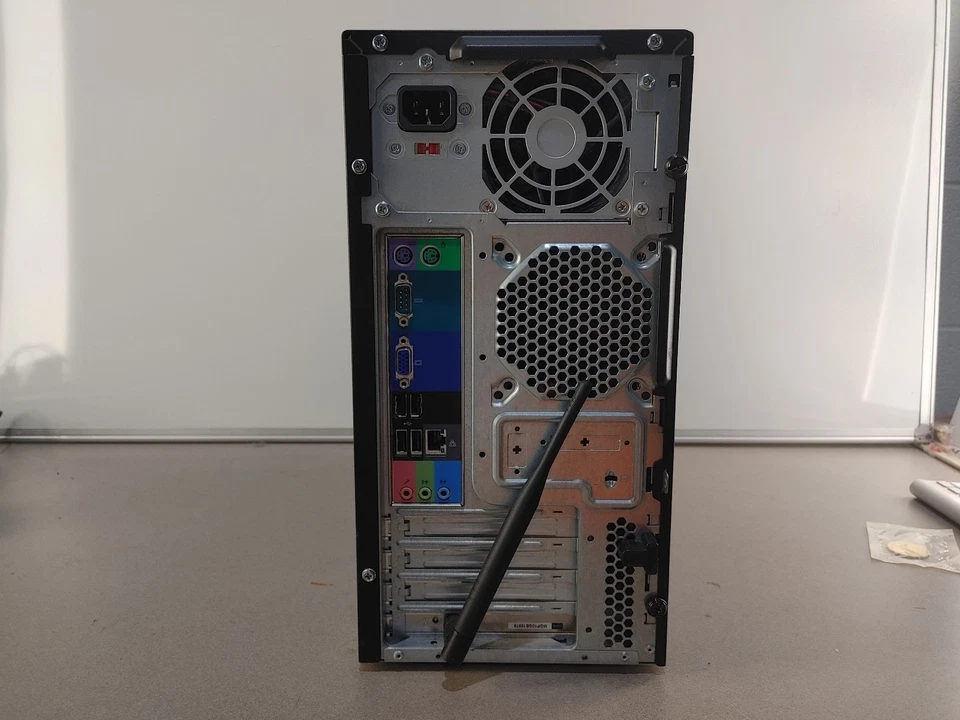 ACER VERITON E5800 3.2GHz 4GB RAM 320GB HDD Windows 10 PRO Black Fair Condition - Image 3 of 4