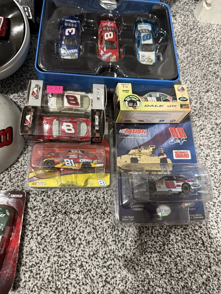 1/64 Dale Earnhardt Jr lot Oreo Budweiser DEI Hendrick Motorsports - Image 4 of 4