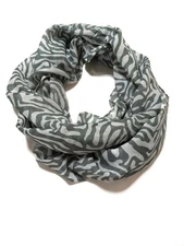 Gray/White Print Infinity Scarf #1027-B NEW