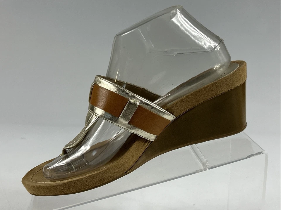 Nine West NWLETGO Women’s Size 8.5M Gold Leather Thong Comfort Sandals - Image 2 of 4