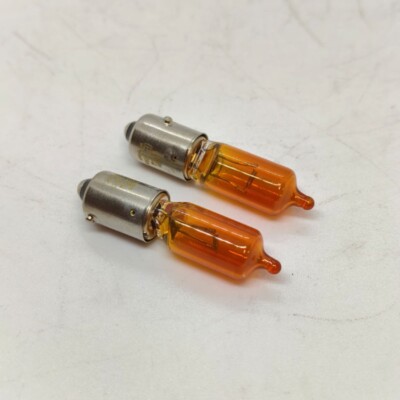 2PCS Turn Signal Light Bulb For Volvo V40 S60 XC90 HY21W 64137 12146 30640524