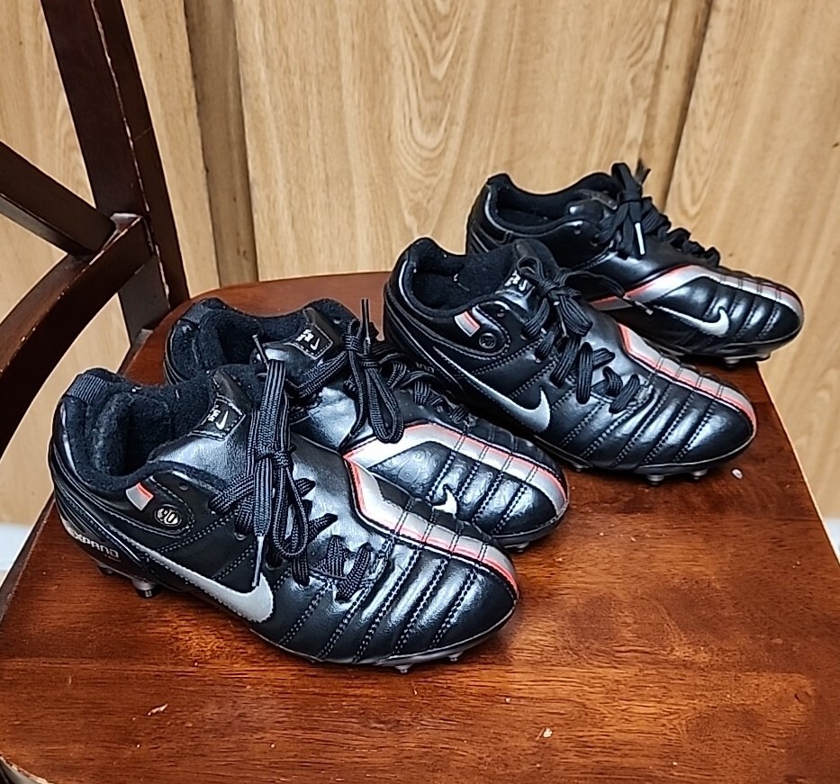 VTG Nike Total 90 SHIFT Expand Tech Leather Soccer Cleats 2