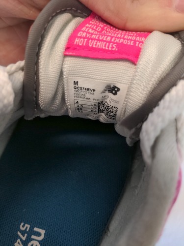 New Balance 574 Shoes Sneakers Low Top Pink Grey Girls Size 4 Comfort EUC - Picture 9 of 9