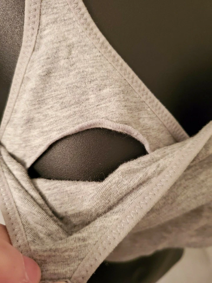 Gilligan & O'Malley Juniors Womens Ultimate Nursing Sports Bra Size 40DD Gray - Image 4 of 4