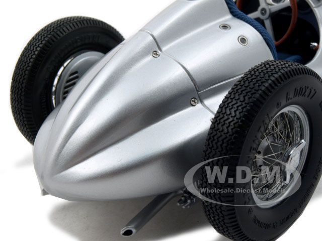 k*9様 CMC 1/18 MERCEDES W165 1939 CMC Mercedes-Benz W165, 1939 #24 1/18 Diecast Car