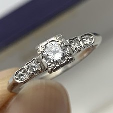 14K White Gold Antique Art Deco Diamond Engagement Ring
