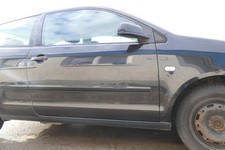 VW Polo 9N 9N3 Tür vorne rechts Beifahrertür 2/3-Türer schwarz LC9Z ohneAnbautei