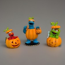 Sesame Street Halloween Pumpkin Figurines Elmo Oscar Cookie Monster Sets Of 3