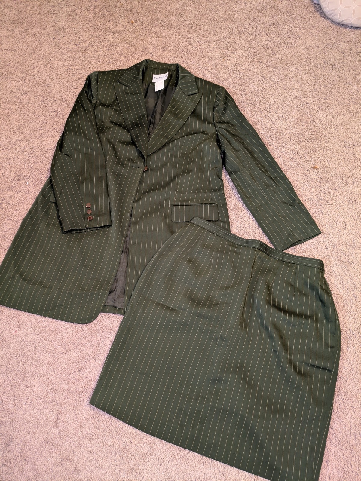 Vintage Suit Women Blazer And Skirt Size 16