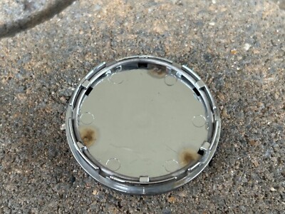 MOMO CUSTOM WHEEL CENTER CAP POLISHED MACHINED FINISH 2 MOMO CUSTOM WHEEL CENTER CAP POLISHED MACHINED FINISH 2