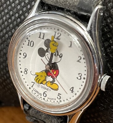 Vintage Lorus Disney Mickey Mouse Quartz Watch V515-6080 A1 , New