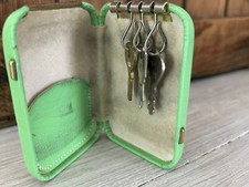 Vintage Green Leather Key Case Wallet with 3 Small Keys 23 