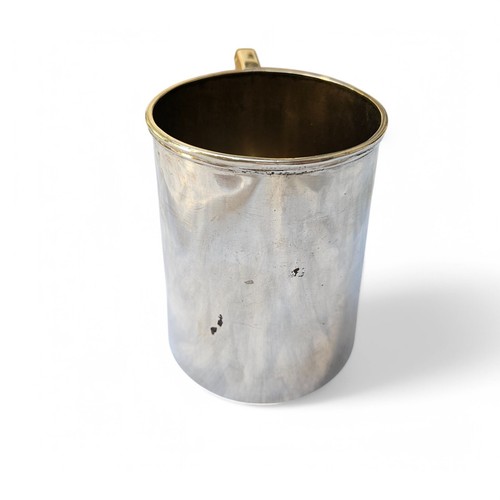 Antique Sterling Silver Tankard – Elegant Handcrafted Design Circa 19th Century - Picture 3 of 9