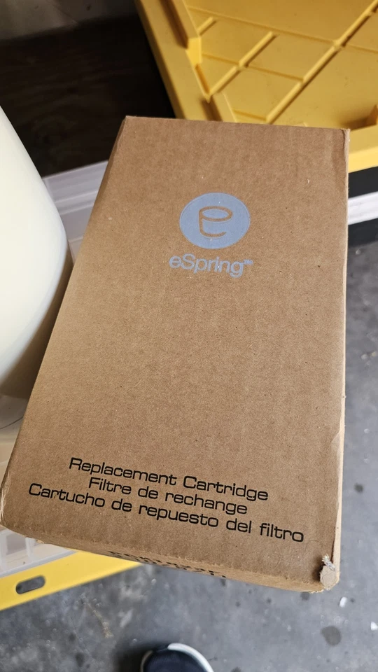 Amway E-spring Water Filter  10-0185 And Replacement Filter  10-1086 - Image 2 of 4