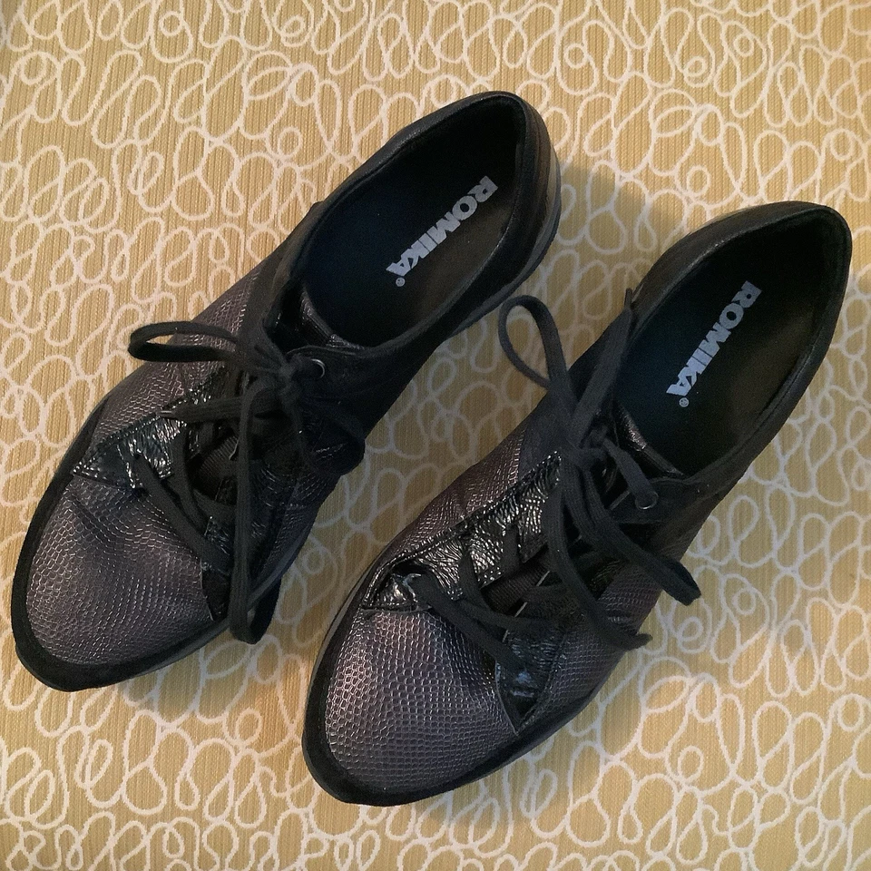 Romica Womens Dress Oxford Style Comfort Shoes Black Leathers Patent Sz 42 - Imagem 2 de 4