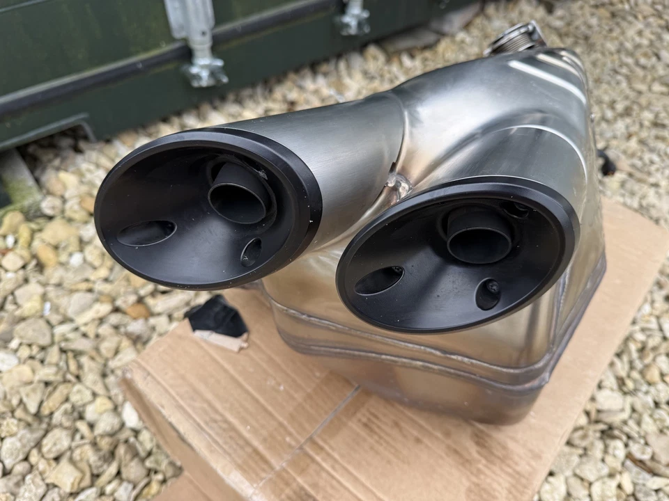 Ducati Diavel 1260 S Exhaust Silencer Muffler 2019-22 with Servo Valve - Image 3 of 4