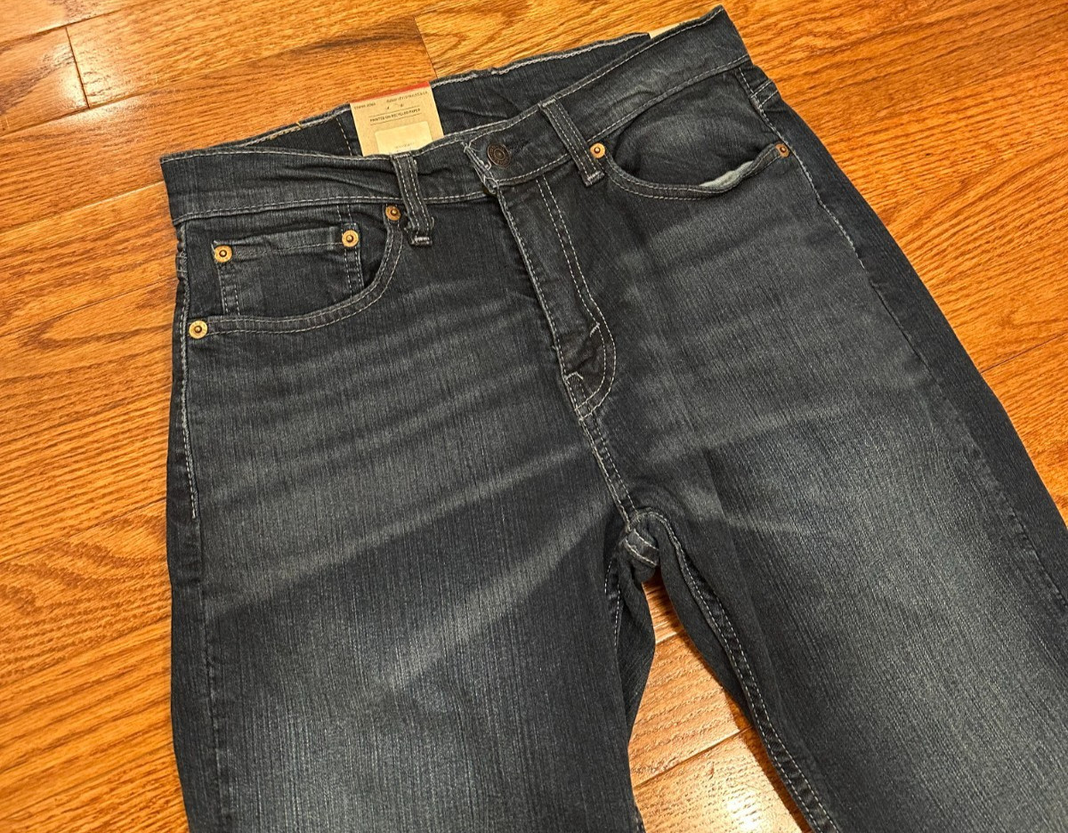 New Levi's 559 Relaxed Straight Stretch Denim Jeans Fits Mens 29x31 Blue Fade thumbnail 2