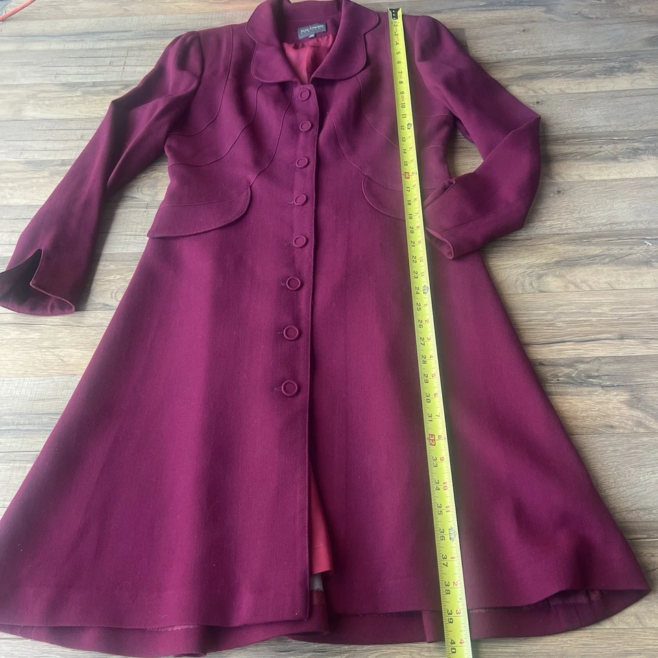 Abrigo Vestido Largo de Lana Kay Unger Nueva York Inspirado en los Años 40 Berry Magenta 10 Joyas Foto 2 de 4