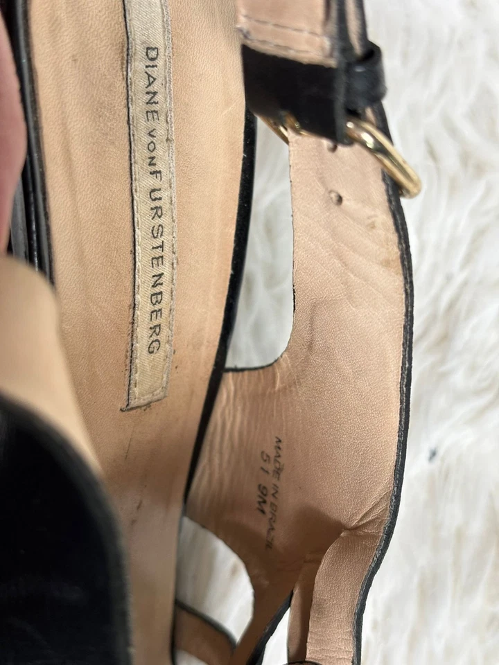 Tacón Diane Von Furstenberg Taite para mujer talla 9M negro hecho en Brasil Foto 3 de 4