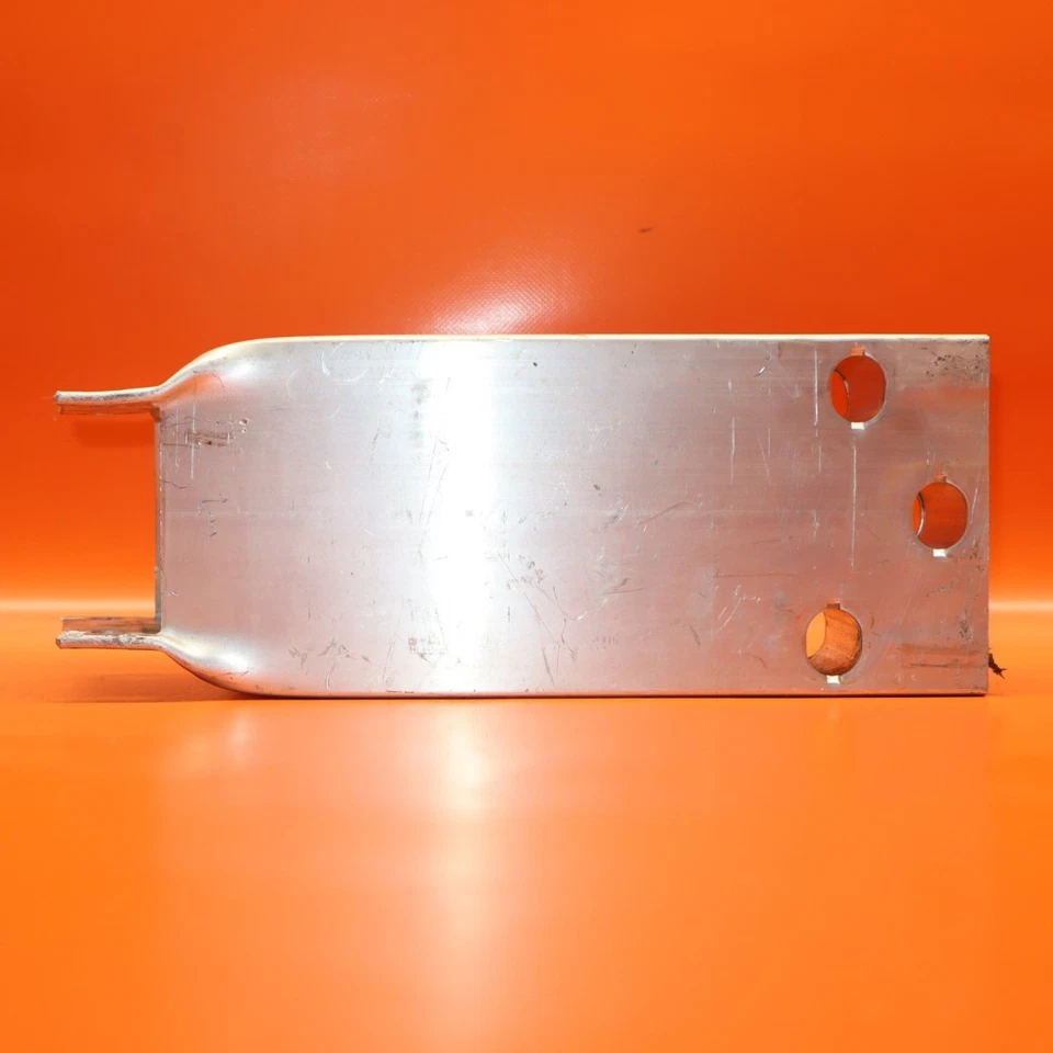 SOPORTE REFUERZO DELANTERO IZQUIERDO MERCEDES BENZ E300 2017 2018 2019 A213 620 1500 Foto 3 de 4