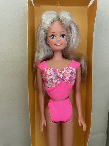 1997 Fashion Corner Club Sunshine Barbie Clone Doll - Picture 3 of 5