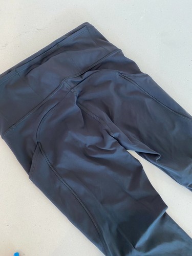 Lululemon black leggings soft w Mesh & Side Pockets 6 Great Condition - Picture 9 of 11