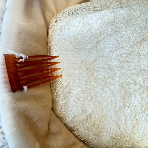 Vintage Mr John Pillbox Hat Taupe Velvet with Crystal Brooch - Picture 8 of 9