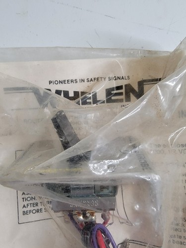 Whelen Toggle Switch High Low Off Chrome Finish Dash Mount Switch NOS Sealed - Picture 3 of 11