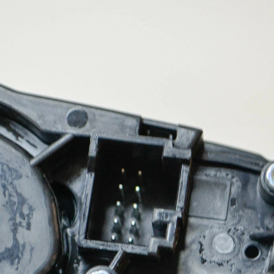 Mercedes-Benz E W213 E 220 D 213.004 Headlight Switch A2229055508 2017 Foto 4 de 4