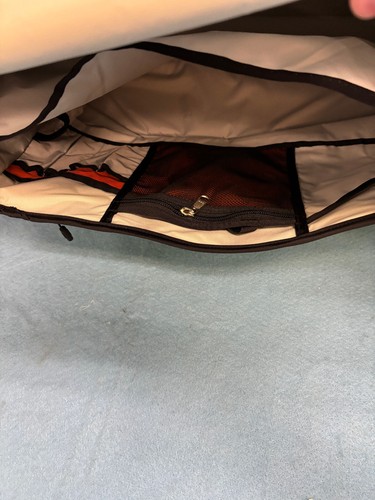 SeaLine Urban Shoulder Dry Bag, Large - Picture 4 of 8
