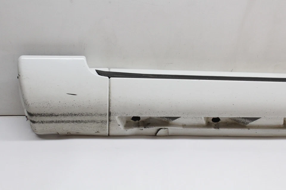 Volvo S60 2008 faldón lateral izquierdo basculante moldeado blanco 39873502 OEM 05 06 07 08 09 Foto 2 de 4