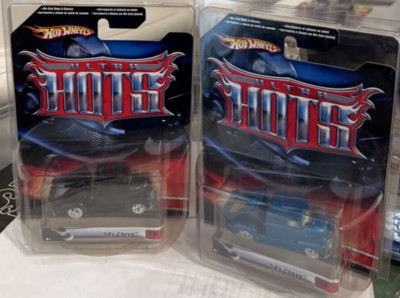 2007 Hot Wheels Ultra Hots '50s CHEVY set of 2 Kar Keeper Exclusive real riders