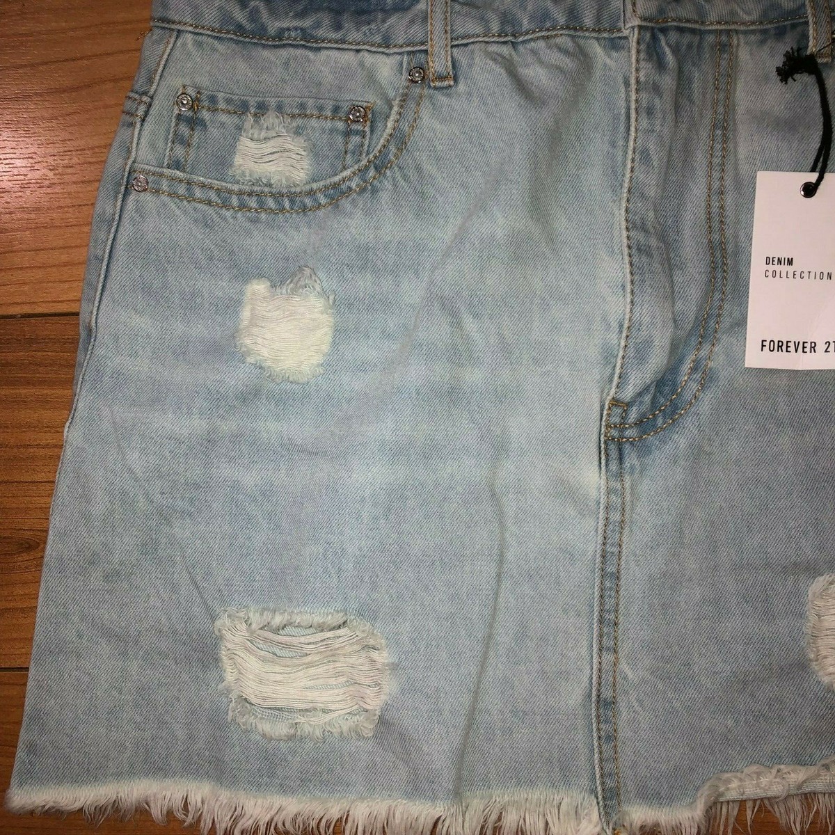 Jupe En Denim FOREVER 21 Taille S - Style Mini Déchiré (distressed/ripped) - Neuf Avec étiquettes