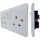 13 Amp Double Socket White Double Pole Twin 2 Gang 13A Switched Round Edge