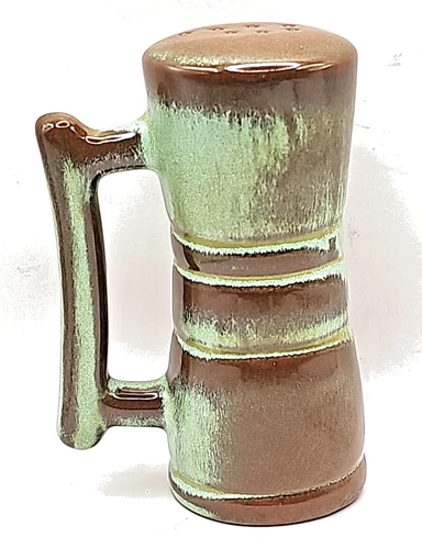 Frankoma  green pepper Shaker Glossy Finish