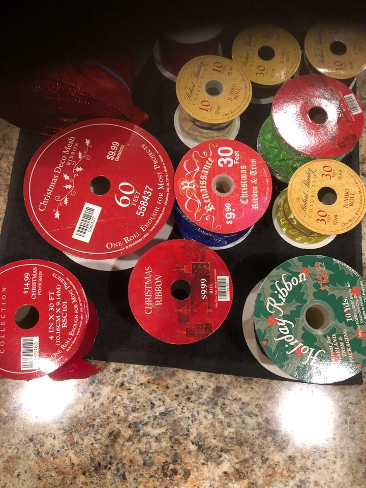 Enorme lote de 20 rolos sortidos de fita principalmente com fio para grinaldas artesanato feriados - Imagem 4 de 4