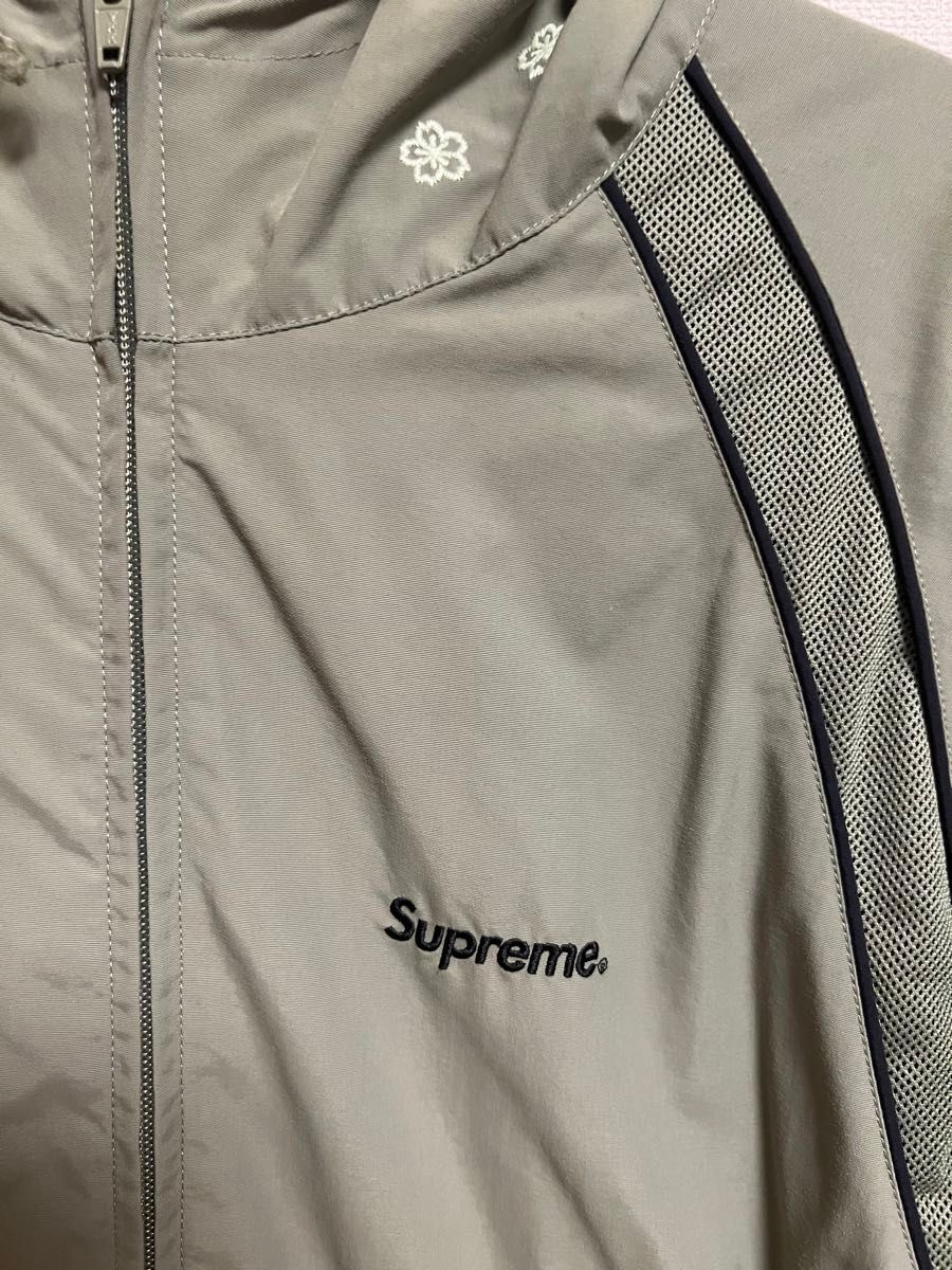 supreme AOI Glow in the Dark TrackJacket | eBay supreme AOI Glow in the Dark TrackJacket | eBay