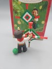 Hallmark Keepsake Christmas Ornament 2001 Eye Of God Feliz Navidad   — photo 3