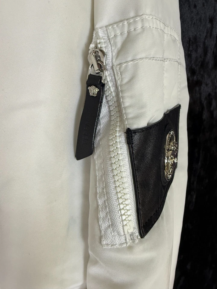 Chaqueta de bombardero Versace Andy Warhal arte pop para hombre M IT 50 blanca 2016 F/W ropa de hombre Foto 3 de 4