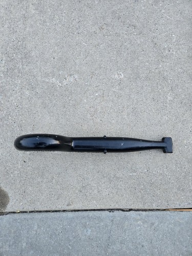 Freightliner Cascadia Tow Hook R15-23338-002C - Picture 3 of 5