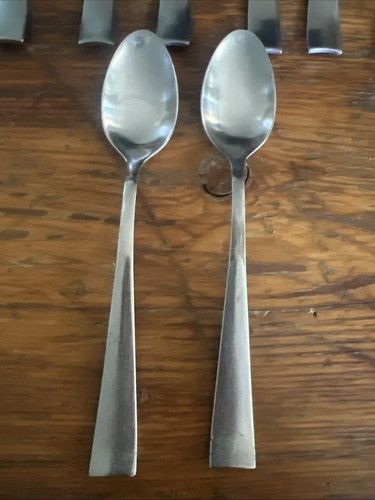 21 pcs CAMBRIDGE ARDEN Satin Stainless Flatware Spoons Forks Knives Set Service - Picture 3 of 7