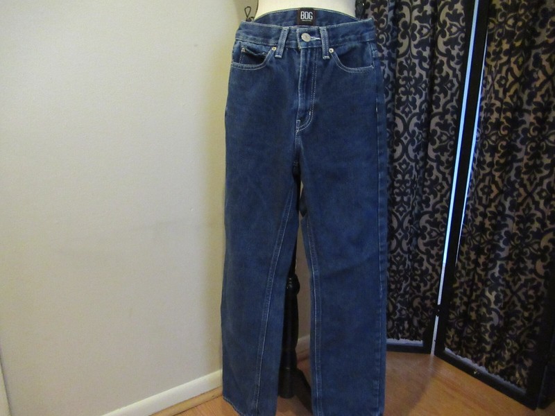 URBAN OUTFITTERS BDG Cowboy Jeans Hi Rise Straight Leg Rigid Denim24"x28"-Size 0