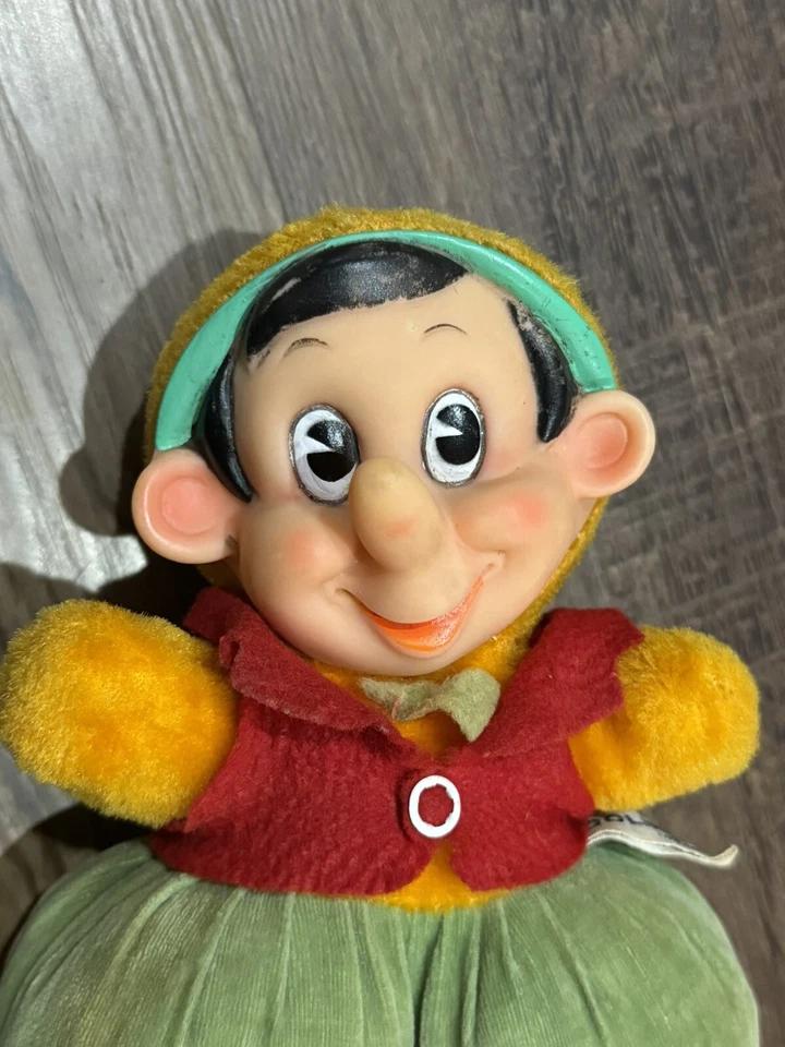 Pinóquio de pelúcia original A Lovable Woolkin - Imagem 4 de 4