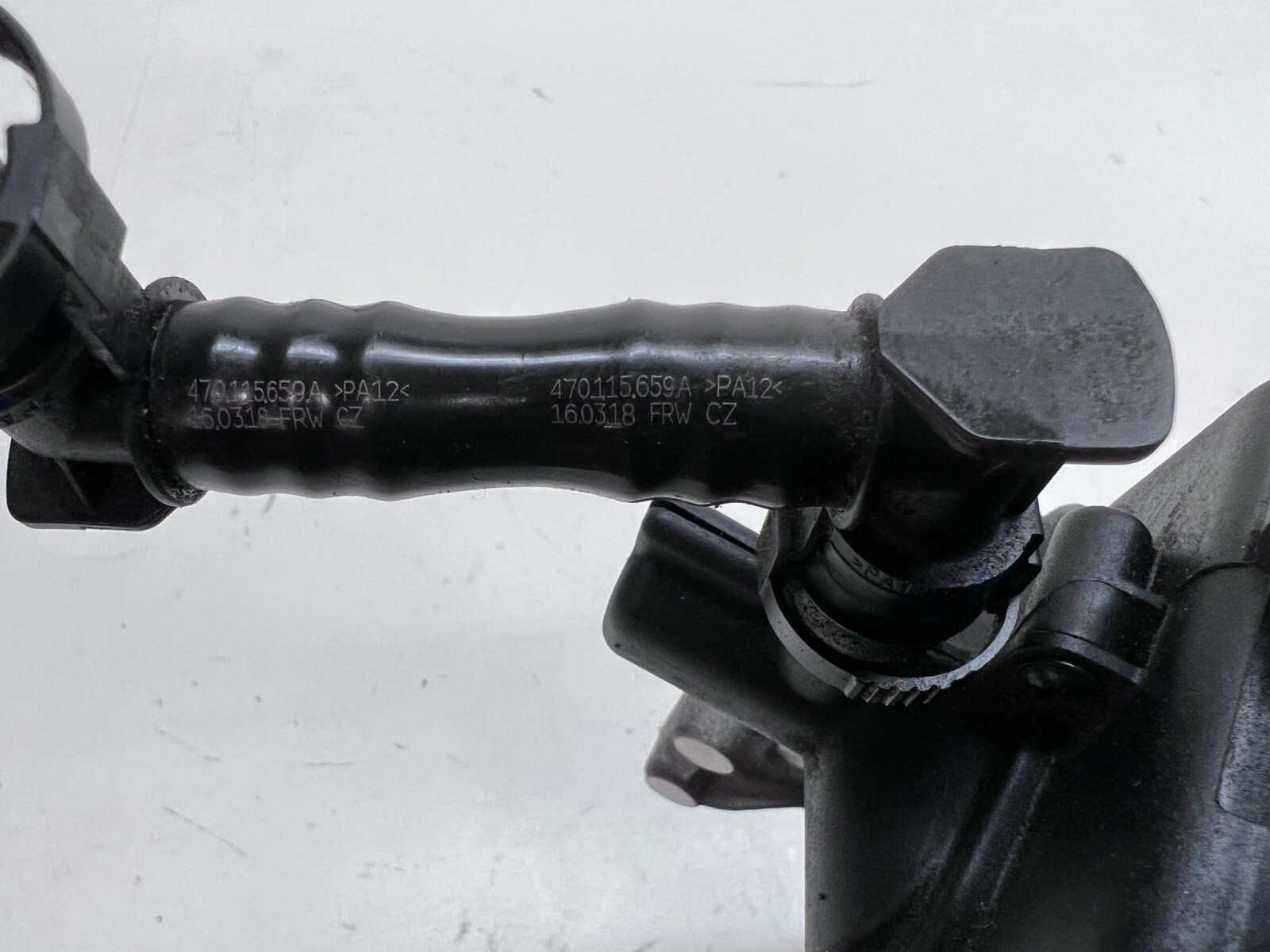 LAMBORGHINI AVENTADOR LP740 750 OIL SEPERATOR OEM 420121403 470103811 470115659A