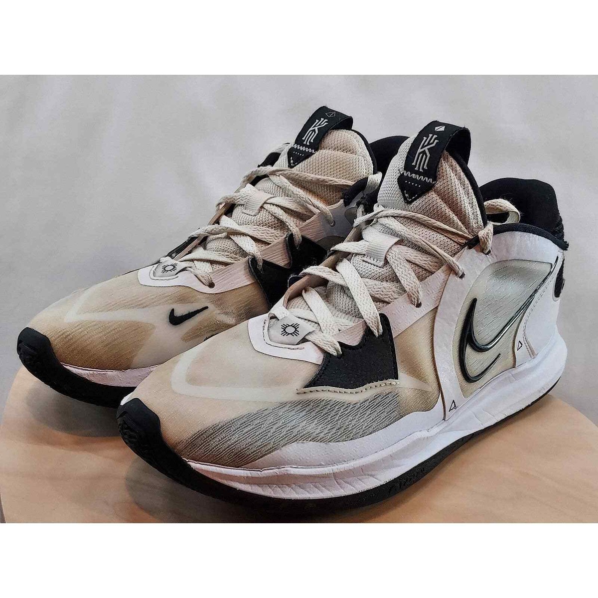 Nike Kyrie Low 5 TB Mens | White | Athletic Shoes Size 12 | eBay display picture 1