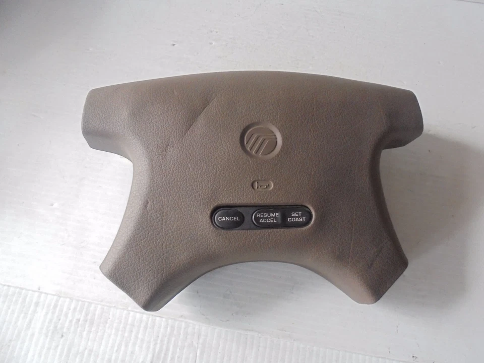 1993 MERCURY VILLAGER STEERING WHEEL HORN PAD  CRUISE CONTROL SWITCH  NEW  - Image 4 of 4